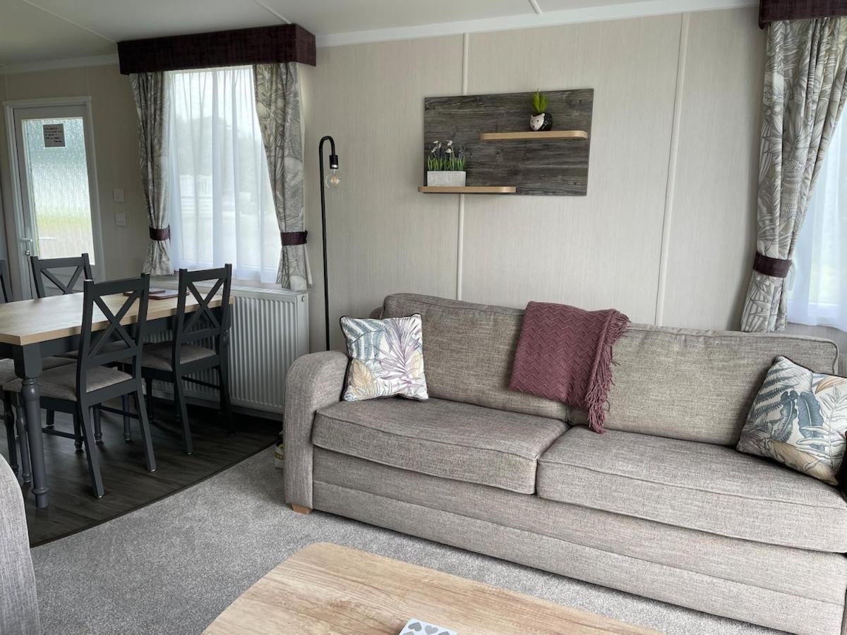 סנט אוסטל Luxury Caravan Cornwall Sleeps 4 Countryside View מראה חיצוני תמונה