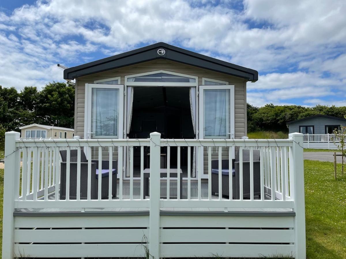 סנט אוסטל Luxury Caravan Cornwall Sleeps 4 Countryside View מראה חיצוני תמונה